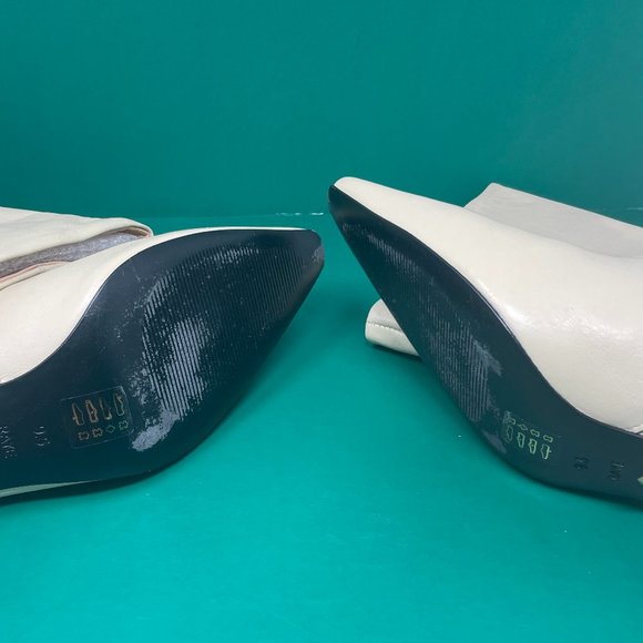 Raye | Jonathan Boot - Picture 9 of 10